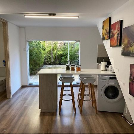Modern City Center Appartment Saripolou Limassol Exterior foto